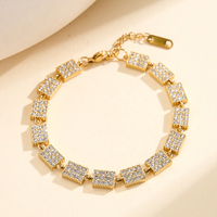 Pulsera STKB33 de Acero Inoxidable 304 Chapada en Oro de 18K, Completamente Adornada con Circonitas Cúbicas Cuadradas Transparentes, Cadena de Eslabones Ajustable