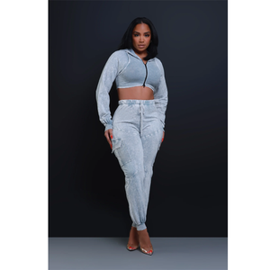 Hoodies pour femmes, sweat-shirt à capuche zippé avec cordon de serrage, veste courte décontractée et confortable, hauts de sport, tenues d'automne, vêtements d'hiver - Product Image 1
