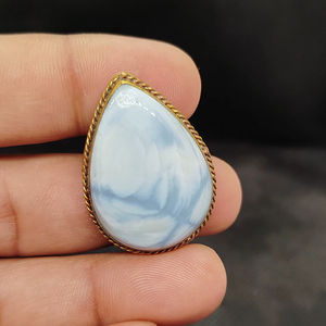 Pendentif rainuré en opale bleue 100% naturelle, pierre précieuse en vrac pour la fabrication de bijoux artisanaux en laiton - Product Image 2