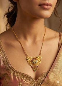 จี้ทองคำแท้ 22K รูปแบบอินเดียดั้งเดิมสำหรับผู้หญิง สร้อยคอจี้ทองคำ งานละเอียดสำหรับงานแต่งงาน ขายส่ง - Product Image 3