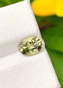 พลอยเบริลสีทองธรรมชาติทรงรีจากแอฟริกา หินเบริลสีเหลืองสำหรับเครื่องประดับชั้นดี - Product Image 5