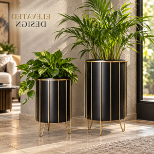 Ensemble de pots cylindriques noirs et dorés pour l'intérieur |   Jardinières surélevées en métal avec pieds pour salon, hôtel, bureau, maison, jardin - Ensemble de décoration - Product Image 3