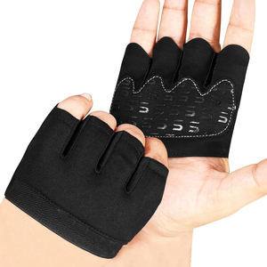 Guantes protectores de dedos cortos, ligeros, transpirables, con agarre, para gimnasio, ciclismo, fitness, equitación y entrenamiento deportivo. - Product Image 1
