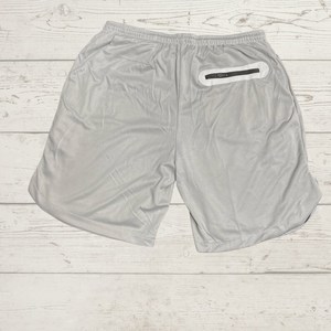 Pantalones cortos deportivos para hombre, ligeros, de secado rápido, para correr y hacer ejercicio - Product Image 4