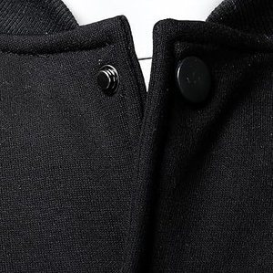 Veste universitaire doublée en sherpa pour homme, mélange coton et polyester, intérieur en polaire chaud, style baseball, pour l'hiver et les températures extrêmes - Product Image 4