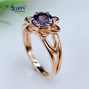 Bague de fiançailles et de mariage élégante en argent sterling 925 avec halo floral et pierre précieuse Alexandrite violette, bijou raffiné, cadeau pour femme - Product Image 2