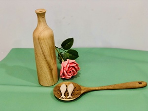 La decoración artesanal de madera Blue Lotus Faux Acajen es uno de nuestros jarrones de madera sostenibles y respetuosos con el medio ambiente - Product Image 5