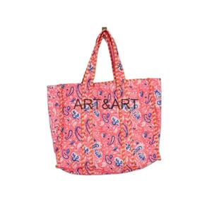 Sac de plage écologique en coton floral léger, sac fourre-tout matelassé imprimé à la main avec une poche intérieure pratique - Product Image 2