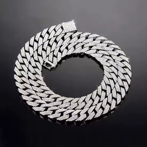 สร้อยคอแบบ Cuban Link ชุบทอง 18K สำหรับทุกเพศ ประดับคริสตัลแบบ Micro Pave สไตล์ฮิปฮอป เหมาะสำหรับใส่ทุกวัน เป็นของขวัญสำหรับคนรัก - Product Image 3