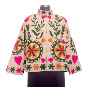 เสื้อแจ็คเก็ตผู้หญิงสไตล์โบฮีเมียนสำหรับฤดูหนาว งานฝีมือปักลายดอกไม้ ผ้าเนื้อนุ่มหลากสี ทำจากผ้าฝ้ายแท้ - Product Image 1