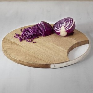 Round Shape Brown Wooden Material Cheese Cutting Board With Metal Handles Designing Decorating Stylish Kitchen Ware - Product Image 3