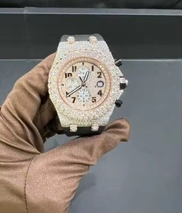 Montre Hip Hop de haute qualité en acier inoxydable, cadran romain argenté, entièrement sertie de diamants Moissanite, mouvement à quartz, résistance à l'eau 3 ATM - Product Image 1