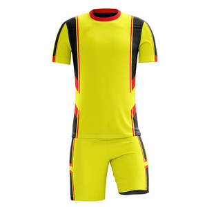 Maillot de football à sublimation, design tendance, qualité supérieure, 100% polyester, uniformes de football en vente. - Product Image 2
