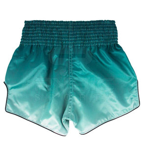 Fabrication de vêtements de sport haut de gamme, shorts de Muay Thai, construction durable pour l'entraînement intensif et les vêtements de fitness. - Product Image 2