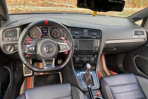 Volkswagen GTI Autobahn <span class=keywords><strong>2017</strong></span> d'occasion en bon état, 1 propriétaire, Dynamic Chassis Control, provenance occidentale - Product Image 3