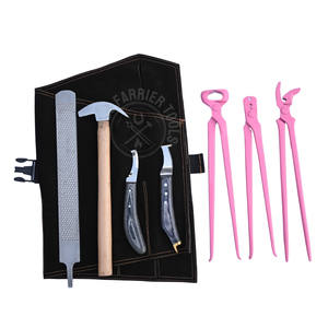 Kit de Herraje para Caballos de Alta Resistencia: Alicates de Herrador, Martillo, Clavador, Extractor de Clavos, Lima, Lima de Latón, Lazo de Extremo y Cuchilla para Pezuñas - Product Image 1
