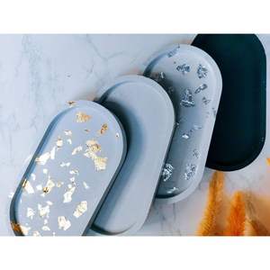 Oval and Round Resin <b>Decorative</b> <b>Trays</b> for Refined Table Decor - Product Image 2