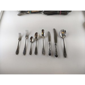 Ensemble de fourchettes en métal vintage avec manches ornées, finition mate, résistantes à la rouille, pour usage en mariage - Product Image 3