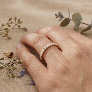 Bague demi-éternité en diamant rond, or 18 carats, pavée, alliance de mariage empilable, minimaliste, pour femme, pour anniversaire - Product Image 2