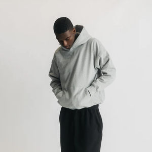 Sudadera con Capucha Extra Grande para Hombre, Color Gris Sólido, Felpa de Algodón, Estilo Casual para Otoño, Diseño con Bolsillos, Corte Regular - Product Image 3