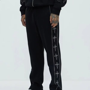 Ensemble de survêtement pour homme orné de strass, deux pièces, veste à capuche et pantalon de jogging assorti, streetwear décontracté, athlétique - Product Image 3