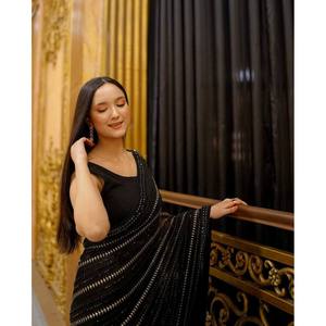 Sari Tradicional Musulmán de Diseño FB en Negro con Lentejuelas y Bordado Zari para Vestimenta Formal, Talla M - Product Image 3