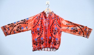 เสื้อแจ็คเก็ตบอมเบอร์ผู้หญิงปักลายดอกไม้กำมะหยี่ งานแฮนด์เมดสไตล์โบโฮ ลายชนเผ่า สำหรับฤดูใบไม้ร่วงและฤดูหนาว บุด้วยผ้าฝ้าย ระบายอากาศได้ดี เป็นมิตรกับสิ่งแวดล้อม - Product Image 5