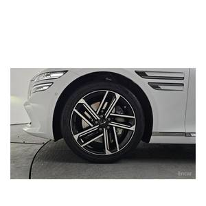 Genesis G80 2024 2.5 Turbo AWD Gasolina 13,415 km Caja de Cambios Automática Asientos de Cuero Cámara Trasera Volante a la Izquierda - Product Image 4