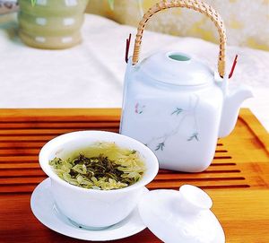 Capullos de Jazmín Secos Naturales Orgánicos de Vietnam, Proveedor de Té Saludable para la Belleza de la Piel - Product Image 2