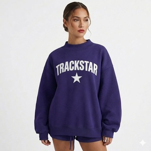 เสื้อสเวตเชิ้ตคอเต่าโอเวอร์ไซส์สำหรับผู้หญิง สีม่วงล้วน ลายกราฟิก Trackstar สไตล์ลำลอง แขนยาว เสื้อกันหนาว สตรีทแวร์ - Product Image 1