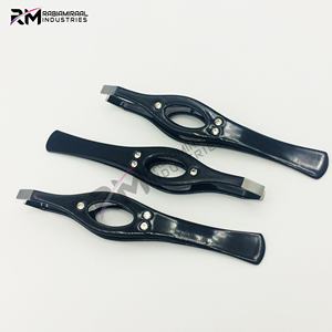 Pinzas para Cejas RMI, Producto de Primera Calidad, Recubrimiento en Polvo Negro Color Piedra / Punta Plateada de Acero Inoxidable, Juego de Pinzas de Punta Recta - Product Image 4