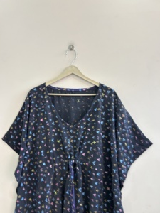Robe Kaftan en Soie Faite Main Style Bohème Assortie, Longueur Maxi, Quotidienne, Écologique, Respirante, Cache-maillot de Plage - Product Image 4