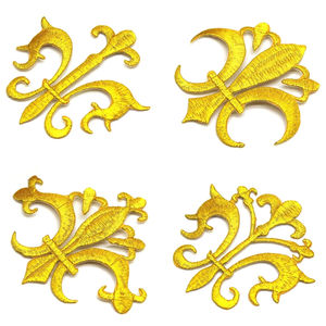 Parche Bordado con Flor de Lis Dorada, Aplique de Tela de Estilo Clásico para Prendas - Product Image 4