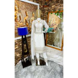 Conjunto de Top, Pantalón y Dupatta de Fiesta para Mujer con Elegante Bordado - Product Image 3