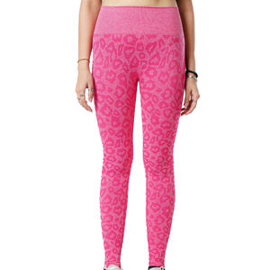 Women's Casual Mid Waist Seamless Breathable Yoga Set 2 Pieces Top Leggings Knee-Length Summer - Product Image 2