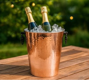 Elegante Cubitera de Cobre Puro Martillado con Asas Dobles, Enfriador Decorativo de Champán para Uso en Hoteles, Restaurantes y Bares - Product Image 3