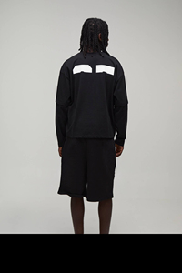Trendy Men's Black Oversized Long Sleeve T-Shirt And Shorts <b>Set</b> With White 25 Print Crew Neck Casual Streetwear Summer Outfit - Product Image 2