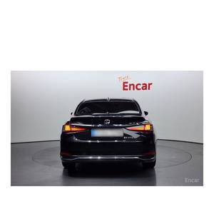 Lexus ES 2024 Luxury Plus, Estándar de Emisiones Euro V, Asientos de Cuero, Volante a la Izquierda, 2.5L, Techo Solar, 58,781 km, con Cámara Trasera - Product Image 4