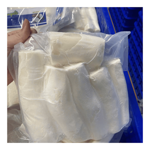 Yuca congelada IQF producida a partir de trozos de raíz de yuca natural para cocinar al vapor y para uso en procesamiento de alimentos, origen Vietnam. - Product Image 6