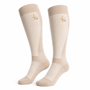 Chaussettes de compression pour la performance athlétique, légères, respirantes, en matériau extensible, ajustement confortable, idéales pour la course à pied et le cyclisme - Product Image 3