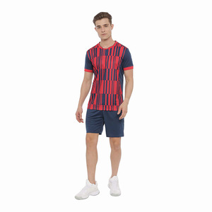Maillot de football rayé rouge et bleu marine pour homme, manches courtes, respirant, en polyester, vêtement de sport d'été, uniforme d'équipe, col rond, coupe classique - Product Image 6