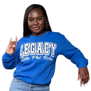 Sudadera Unisex de Felpa Premium con Parches Bordados de Chenilla Azul Rey Zeta Phi Beta y Letras Griegas - Product Image 6