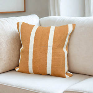 Funda de Almohada Cuadrada Decorativa para el Hogar, Funda de Cojín Tejida a Mano de Lujo con Patrones Audaces - Product Image 2