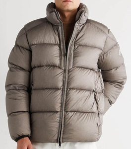 Veste matelassée pour homme en gros, logo personnalisé, impression OEM, veste d'hiver personnalisée pour homme, veste matelassée à bulles avec poches - Product Image 1