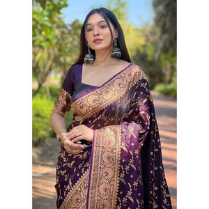 Saree de Seda Katan Banarasi Jaal de Primera Calidad con Tejido Zari en Magenta Oscuro de Elite Weaves - Product Image 2