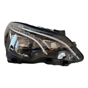 Faro Delantero Derecho Usado Clase E A2078208661 - Product Image 2