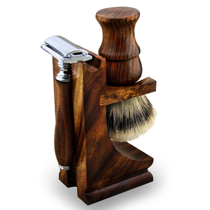 Cepillo de Aseo para Hombre Badger SE-1629 con Pelo de Pardo de Punta Plateada y Mango de Madera - Product Image 2