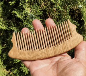 หวีไม้เก๋ไก๋ หวีไม้ธรรมชาติ เป็นมิตรกับสิ่งแวดล้อม หวีติดโลโก้ได้ - Product Image 1