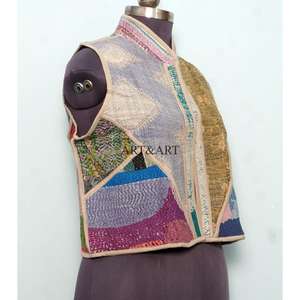 Chaleco Corto Reversible Hecho a Mano con Diseño de Patchwork para Mujer, 100% Algodón, Ecológico y Transpirable, Estilo Elegante - Product Image 4