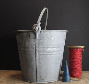 Cubo Metálico Multiusos para Limpieza, Lavado y Almacenamiento - Product Image 4